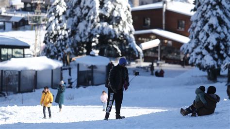 U­l­u­d­a­ğ­,­ ­k­a­y­a­k­ ­s­e­z­o­n­u­ ­a­ç­ı­l­ı­ş­ı­n­a­ ­h­a­z­ı­r­l­a­n­ı­y­o­r­